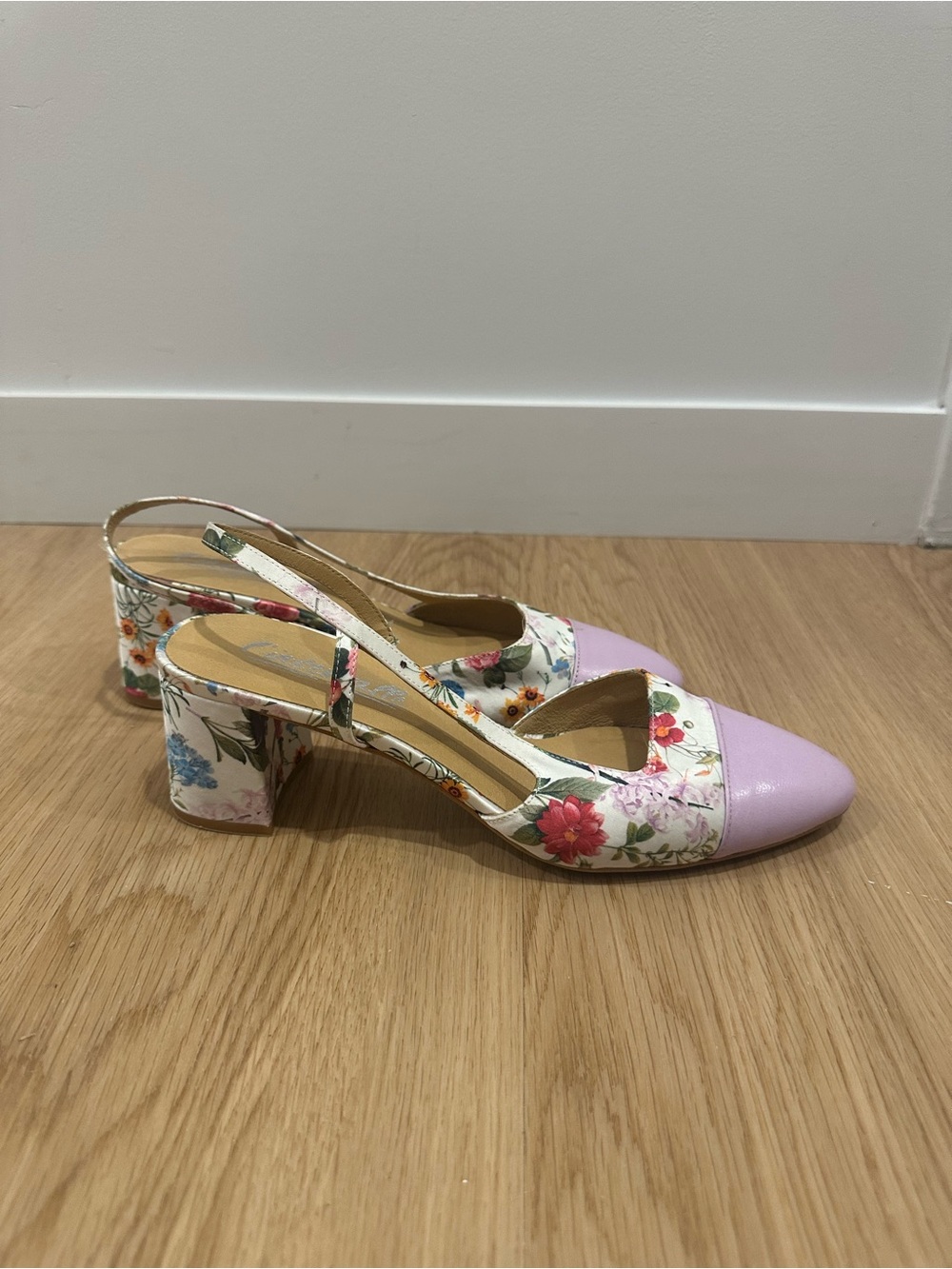 L'INTERVALLE Floral Slingback Block Heel Pumps in Lavender and Multi